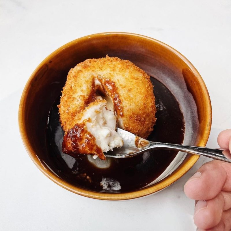 Cooking Thai Bangkok Deep Fried Ice Cream