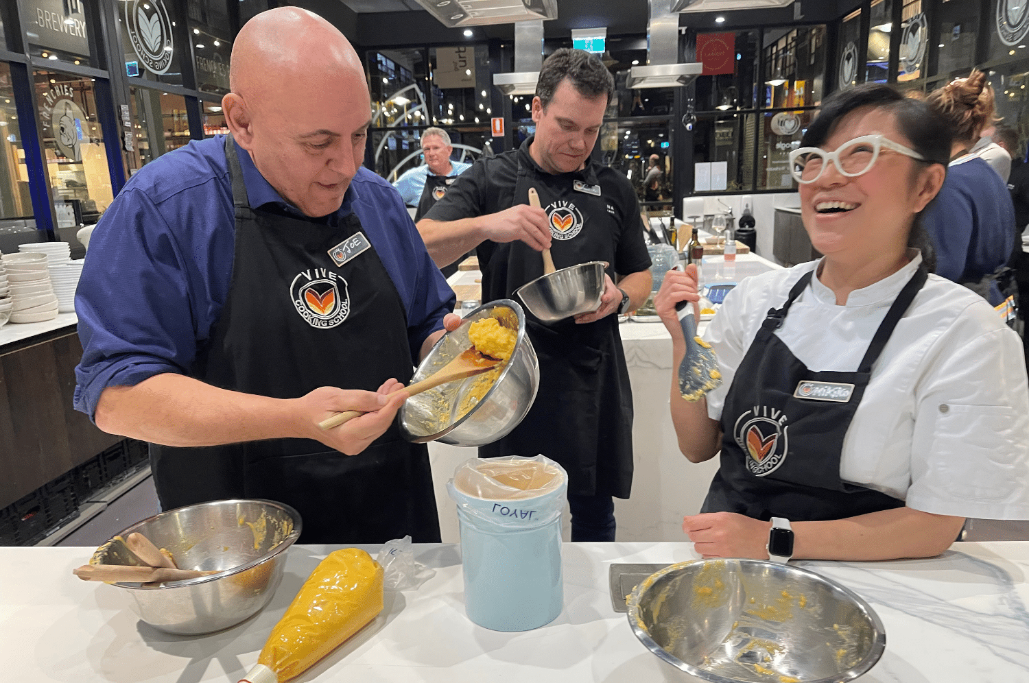 Teams collaborating in the VIVE kitchen